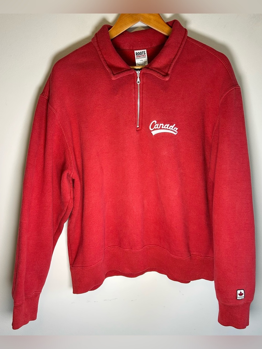 Vintage 1990s Roots Athletics Sweatshirt Mens L Canada Red 1/4 Zip Sweater
